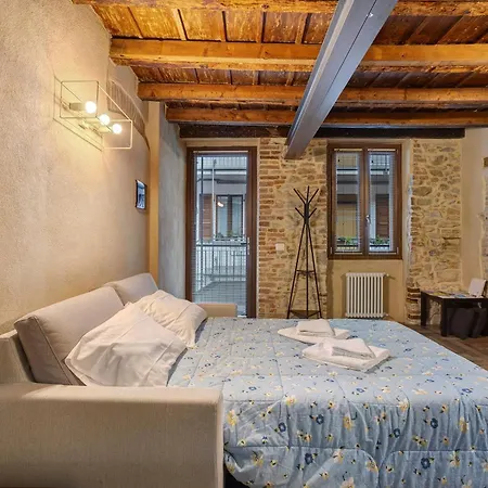 Maison Le Chic Apartament *